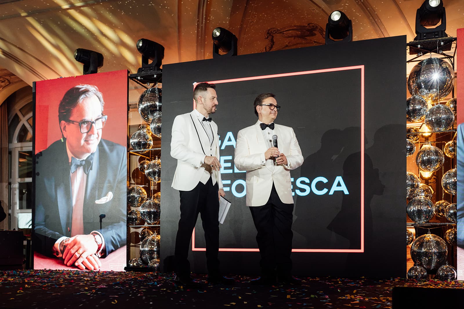 Angelo Garini premia Orsola Zanardelli